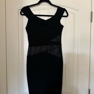 Black bodycon dress perfect for any spring formals or any formal occasion!